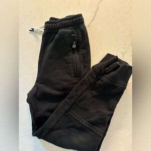 Hanna Anderson Boys sweatpants